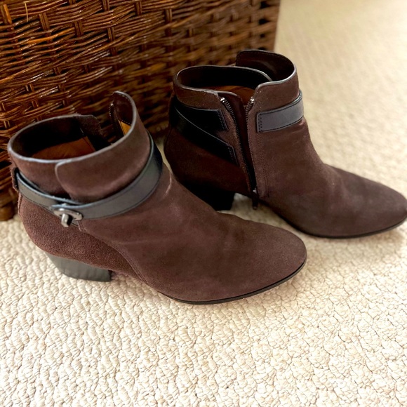 COACH suede brown booties - Picture 1 of 3